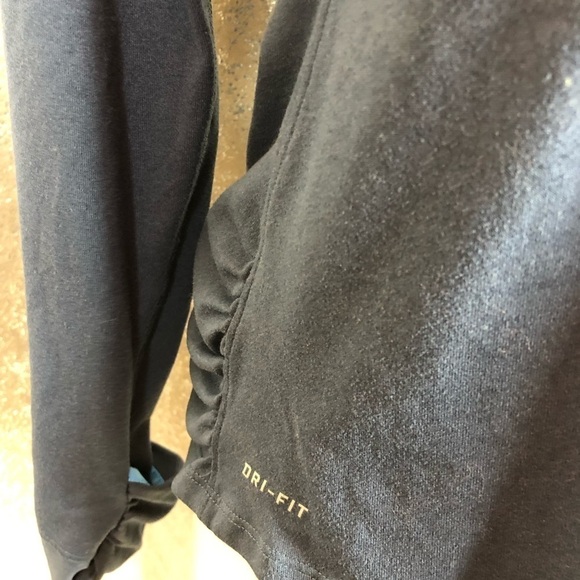 Nike dri fit‎ top - Picture 2 of 7